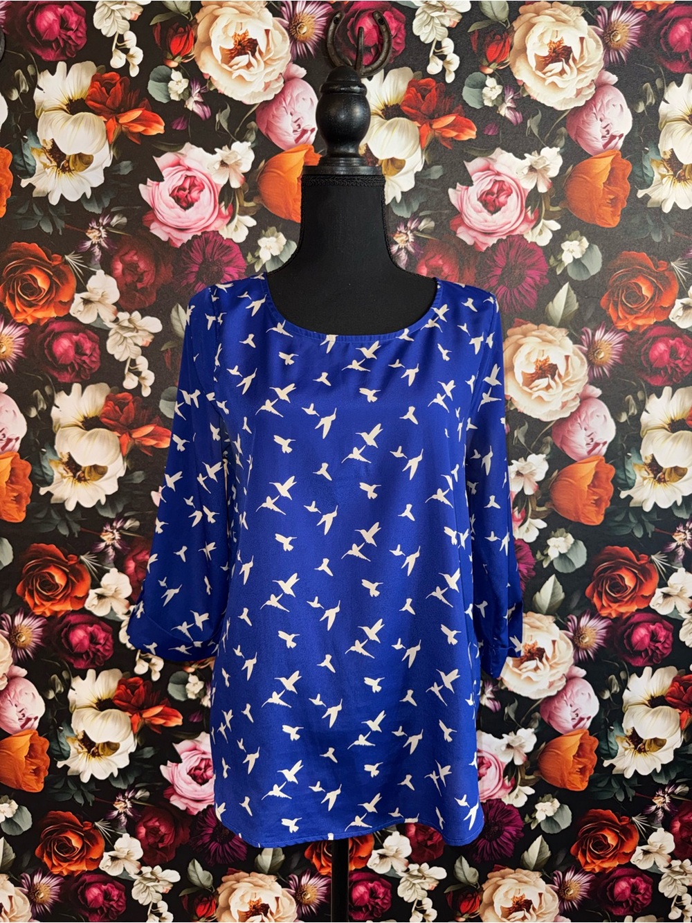 dina be Royal Blue Blouse with White Bird Print and Pearl Buttons, M